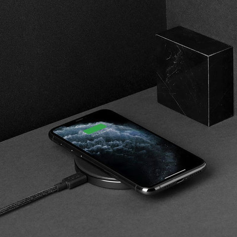 Drop Classic Leather Wireless Charger - Black - ZEITGEIST