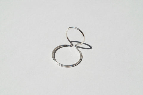 Wire Earcuff Double Jewellery Saskia Diez - der ZEITGEIST